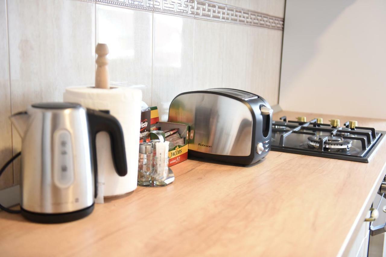 56m² 1 slaapkamer, 1 privé badkamer Appartement in Centru Suceava Buitenkant foto